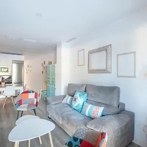 Casa Valentina: Confort Y Luz En Centro Seville